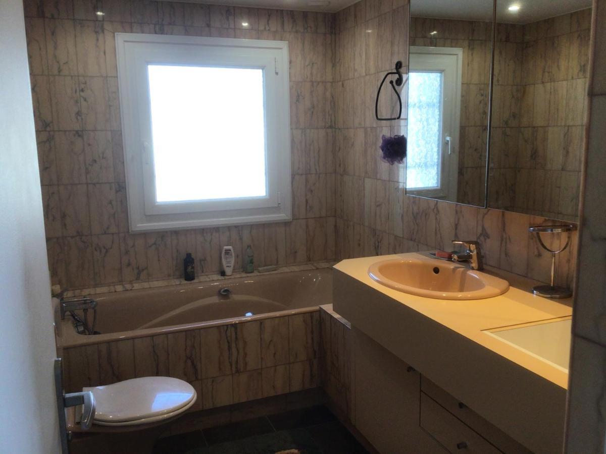 2 Pieces Rez-De-Jardin Dans Maison Avec Piscine Villeneuve-Loubet Dış mekan fotoğraf