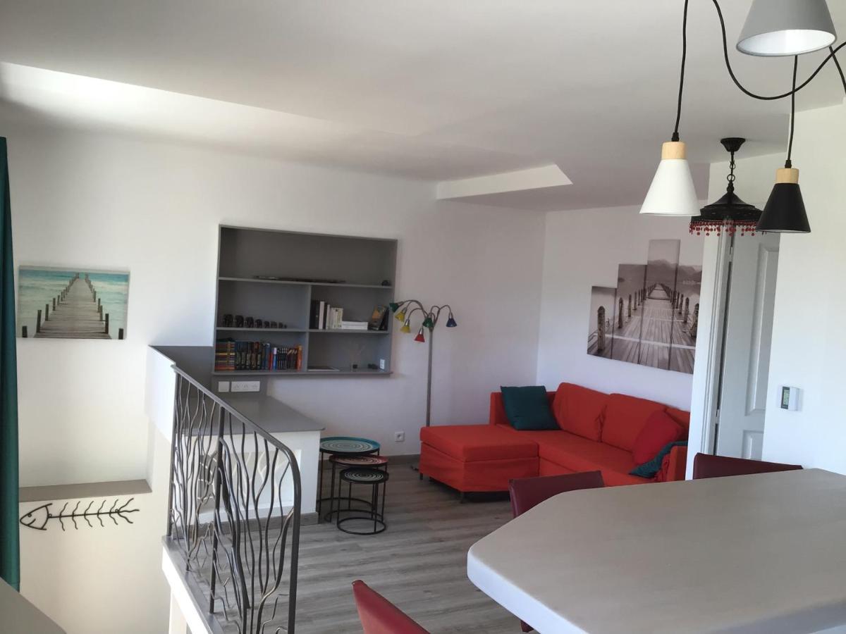 2 Pieces Rez-De-Jardin Dans Maison Avec Piscine Villeneuve-Loubet Dış mekan fotoğraf