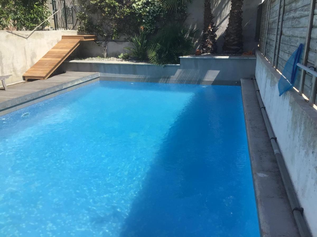 2 Pieces Rez-De-Jardin Dans Maison Avec Piscine Villeneuve-Loubet Dış mekan fotoğraf