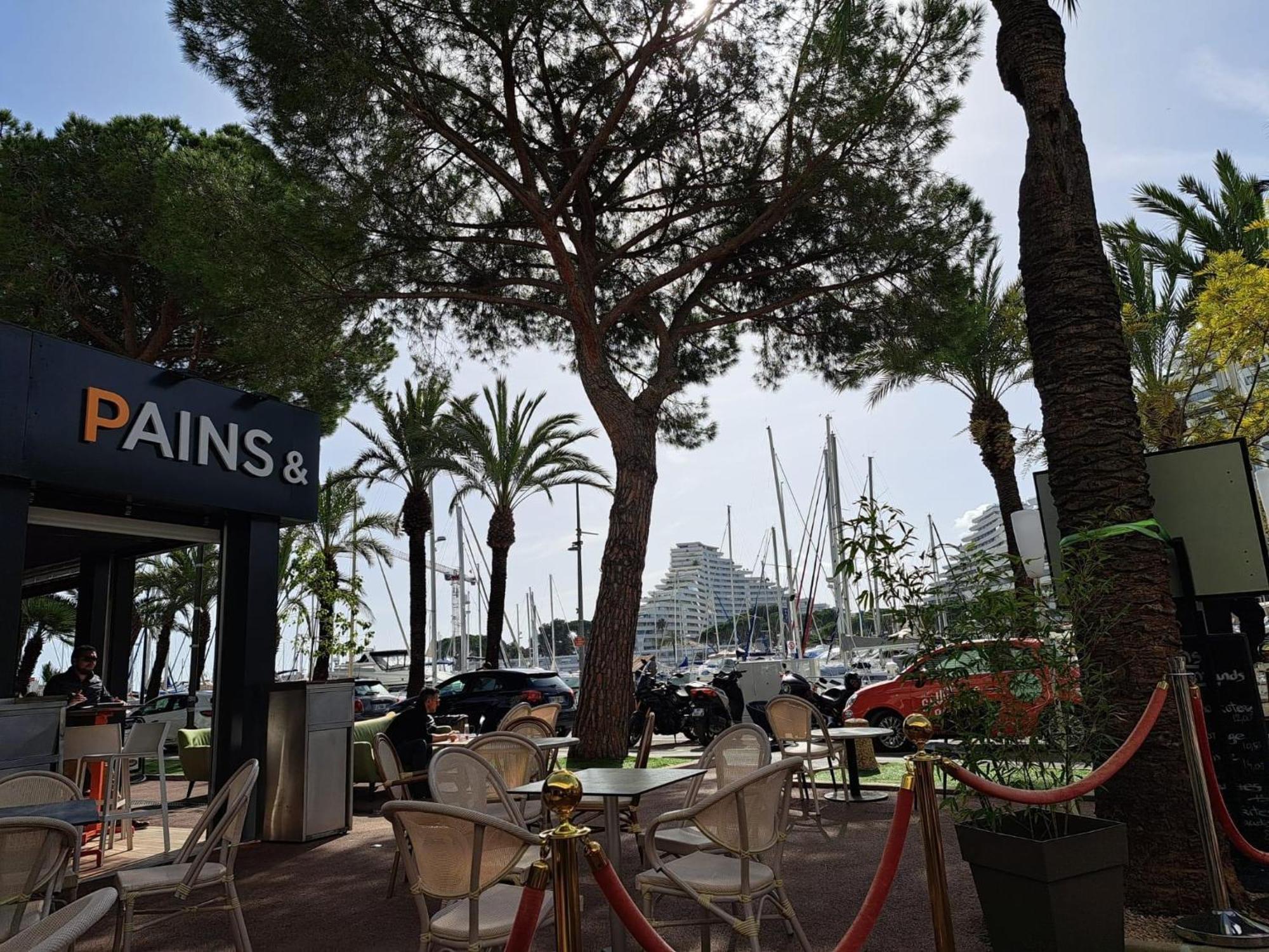 2 Pieces Rez-De-Jardin Dans Maison Avec Piscine Villeneuve-Loubet Dış mekan fotoğraf
